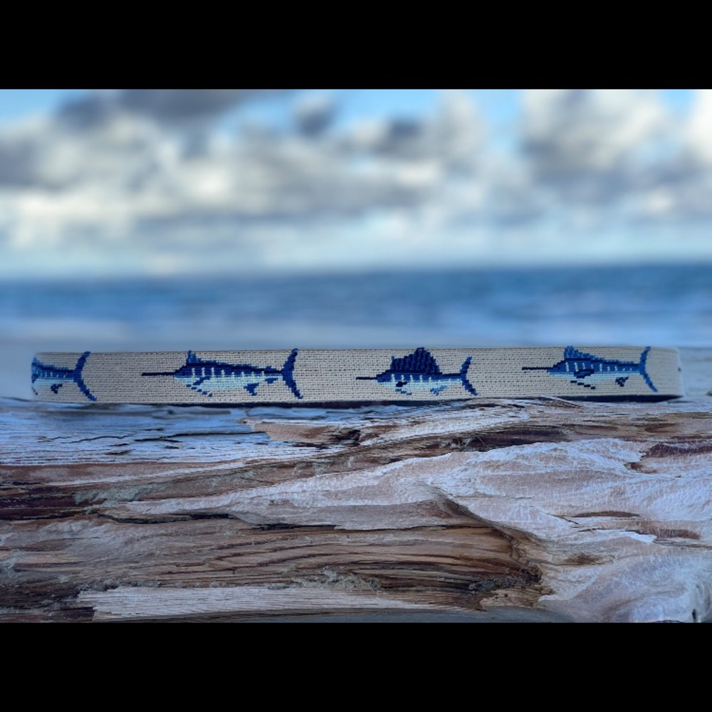 Needlepoint fish belt - Picture 3 of 3